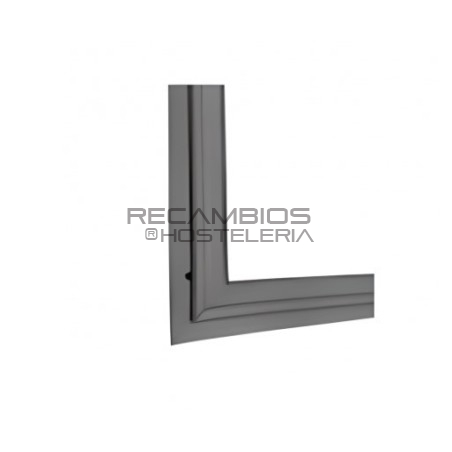 Burlete Puerta pequeña Oscar Zarzosa 431x311